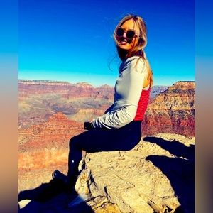 Meet your Posher, Carson